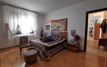 Prodej domu 420 m², Tollo