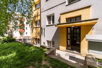 Prodej bytu 2+kk v osobním vlastnictví 45 m², Praha 6 - Břevnov