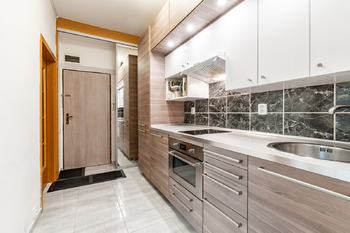 Prodej bytu 2+kk v osobním vlastnictví 45 m², Praha 6 - Břevnov