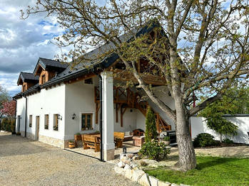 Prodej domu 190 m², Lipí