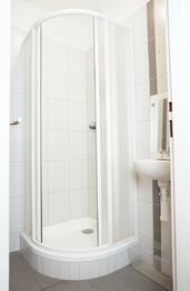 Sprcha - Pronájem kancelářských prostor 18 m², Brno