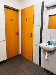 Toalety - Pronájem kancelářských prostor 18 m², Brno