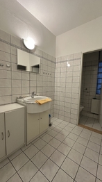 Toalety a sprcha - Pronájem kancelářských prostor 79 m², Brno