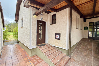 Pronájem ubytovacího zařízení 800 m², Chrustenice
