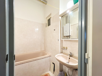 Prodej bytu 2+kk v osobním vlastnictví 58 m², Praha 9 - Libeň