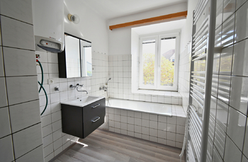 KOUPELNA - Pronájem bytu 1+1 v osobním vlastnictví 56 m², Třeboň