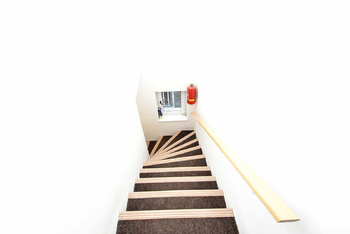 Schodiště k bytu.  - Pronájem bytu 3+kk v osobním vlastnictví 44 m², Libiš