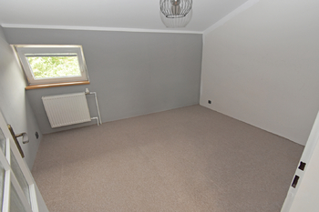Ložnice č. 2. - Pronájem bytu 3+kk v osobním vlastnictví 44 m², Libiš