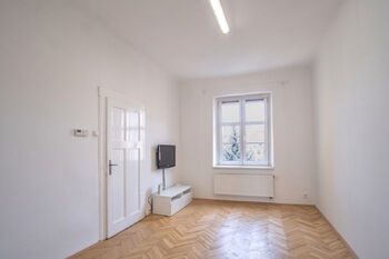 Obývací pokoj - Pronájem bytu 2+kk v osobním vlastnictví 50 m², Praha 7 - Holešovice