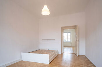 Ložnice - Pronájem bytu 2+kk v osobním vlastnictví 50 m², Praha 7 - Holešovice