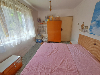 ložnice - Prodej, Zliv