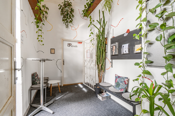 Prodej obchodních prostor 591 m², Praha 10 - Strašnice