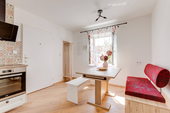 Prodej domu 320 m², Praha 10 - Malešice