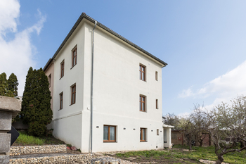 Prodej domu 320 m², Praha 10 - Malešice
