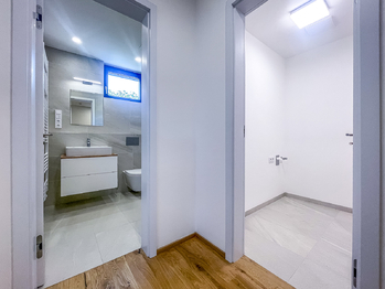 Pronájem bytu 2+kk v osobním vlastnictví 62 m², Praha 4 - Nusle