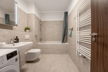 Prodej bytu 1+kk v osobním vlastnictví 41 m², Praha 8 - Čimice