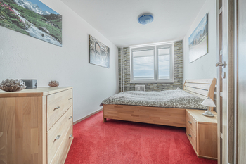 Prodej bytu 2+kk v osobním vlastnictví 49 m², Praha 10 - Horní Měcholupy