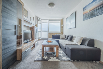 Prodej bytu 2+kk v osobním vlastnictví 49 m², Praha 10 - Horní Měcholupy