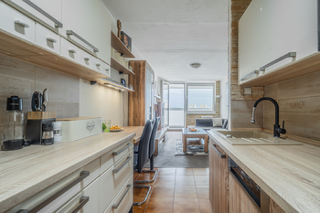 Prodej bytu 2+kk v osobním vlastnictví 49 m², Praha 10 - Horní Měcholupy