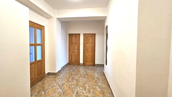 Pronájem bytu 3+kk v osobním vlastnictví 74 m², Praha 4 - Nusle