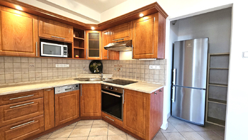 Pronájem bytu 3+kk v osobním vlastnictví 74 m², Praha 4 - Nusle