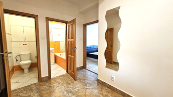 Pronájem bytu 3+kk v osobním vlastnictví 74 m², Praha 4 - Nusle