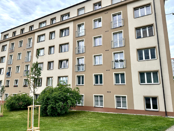 Pronájem bytu 2+1 v osobním vlastnictví 50 m², Praha 6 - Vokovice