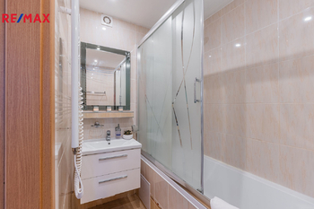 Pronájem bytu 3+1 v družstevním vlastnictví 68 m², Praha 9 - Újezd nad Lesy