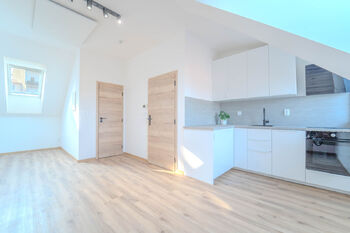 Pronájem bytu 1+kk v osobním vlastnictví 27 m², Kolín