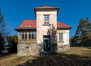 Prodej komerčního prostoru 280 m², Moravský Beroun