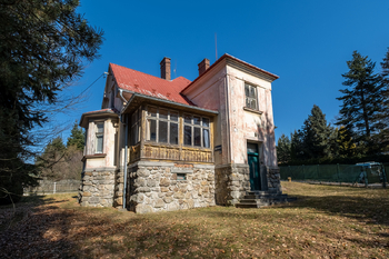Prodej komerčního prostoru 280 m², Moravský Beroun