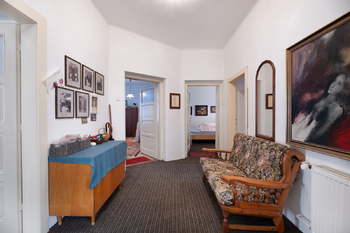 Prodej komerčního prostoru 280 m², Moravský Beroun