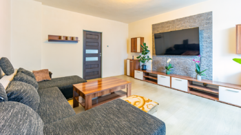 obývací pokoj - Prodej domu 231 m², Bezděz