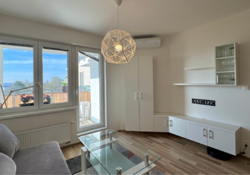 Pronájem bytu 2+kk v osobním vlastnictví 44 m², Klecany