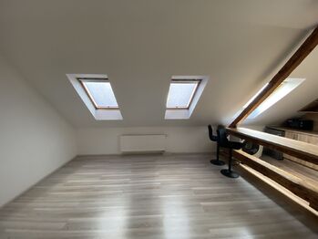 Pronájem bytu 1+kk v osobním vlastnictví 36 m², Chomutov