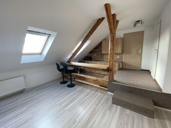 Pronájem bytu 1+kk v osobním vlastnictví 36 m², Chomutov