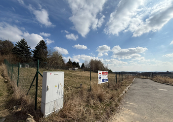Prodej pozemku 2168 m², Olšany