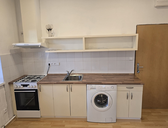 Byt - Pronájem bytu 1+1 v osobním vlastnictví 34 m², Dvůr Králové nad Labem