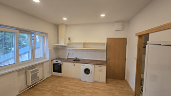 Byt - Pronájem bytu 1+1 v osobním vlastnictví 34 m², Dvůr Králové nad Labem