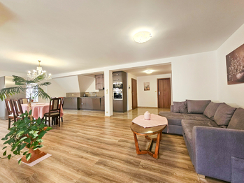 Prodej skladovacích prostor 1200 m², Vejprty