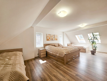 Prodej skladovacích prostor 1200 m², Vejprty