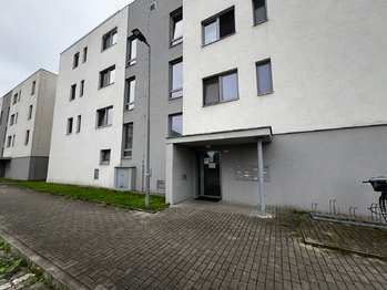 Prodej bytu 1+kk v osobním vlastnictví 39 m², Velký Osek