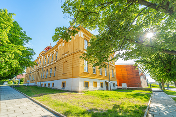 základní škola Smečno - Prodej, Smečno