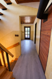 Vizualizace prázdné chodby - Prodej domu 153 m², Holoubkov