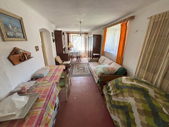 Prodej, Radonín