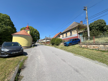 Prodej, Radonín