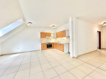 Prodej bytu 3+kk v osobním vlastnictví 112 m², Kladno