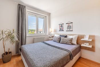Prodej bytu 2+kk v osobním vlastnictví 49 m², Černošice