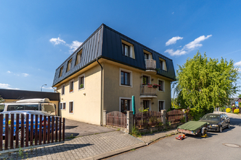 Prodej bytu 2+kk v osobním vlastnictví 49 m², Černošice