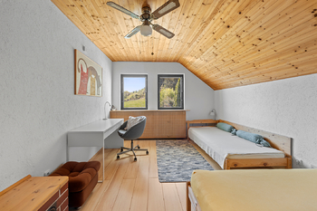 2.podlaží - 2. pokoj - Prodej domu 208 m², Přední Výtoň